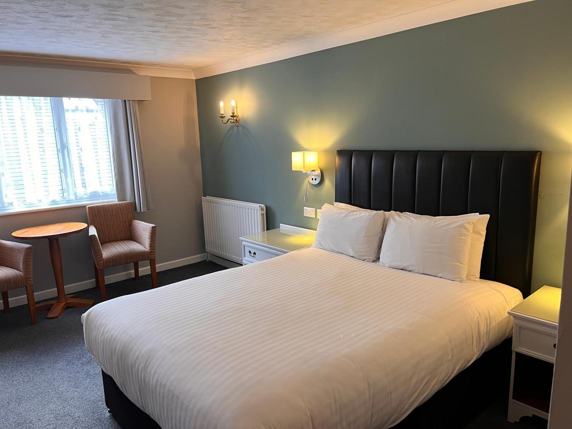 South Lawn Hotel Lymington Room photo